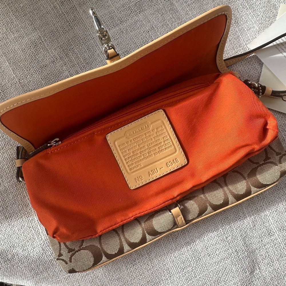 ── SOLD ──
Coach Y2K Signature Demi Clip Shoulder Bag (A3U-6348) - Picture 12 of 16